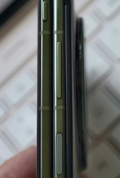 Кнопки Vivo X Fold 5