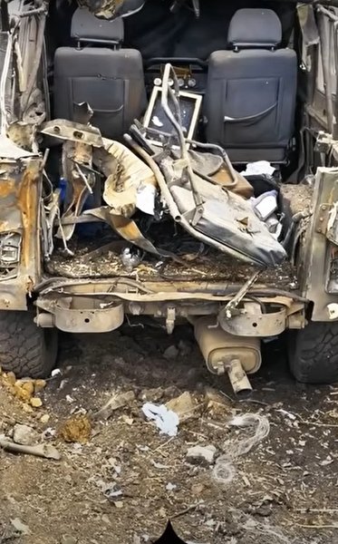 Дрони на оптоволокні, машина ЗСУ, дрон РФ