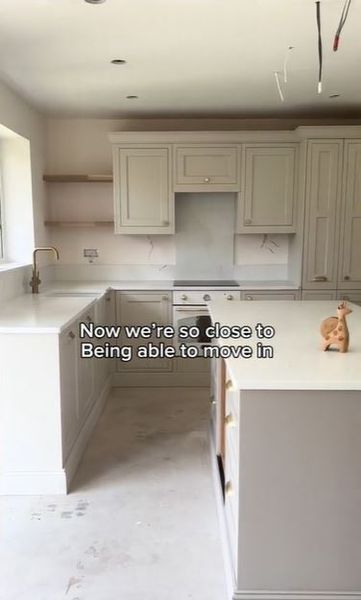 Подружжя відремонтувало старий будинок, тепер їм заздрять всі сусіди, власне житло, до та після ремонту