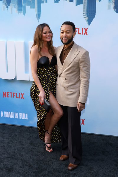 Крисси Тейген, Джон Ледженд