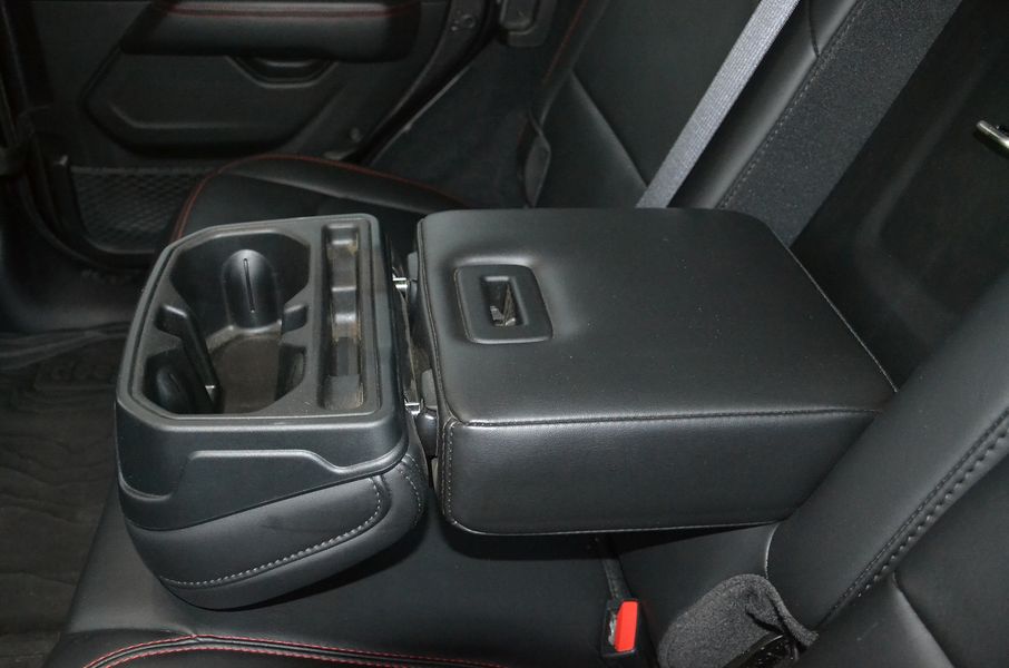 подлокотник Jeep Wrangler, Jeep Wrangler Rubicon, Jeep Wrangler, Jeep Wrangler 2024