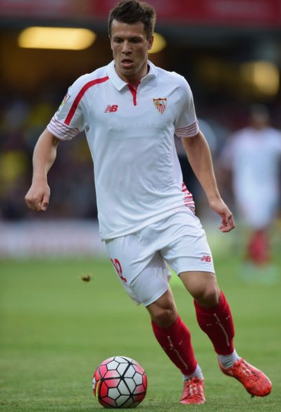 Євген Коноплянка виступав в Іспанії, але не зміг закріпитися в основному складі клубу