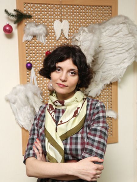 

Светлана Ройз: "У нас есть гормон окситоцин. Он отвечает за близость, безопасность, любовь, он — наше внутреннее обезболивающее. Чем больше таких окситоциновых меток — памяти о близости, тем больше уровней безопасности у ребенка"
