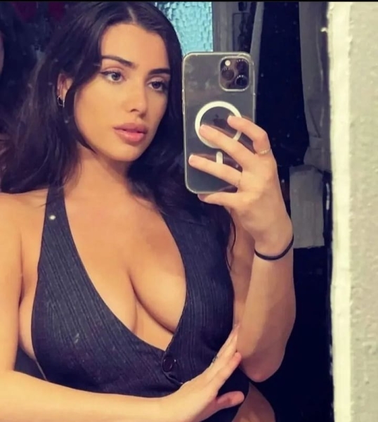 Бианка Ченсори Бианка Ченсори, смартфон