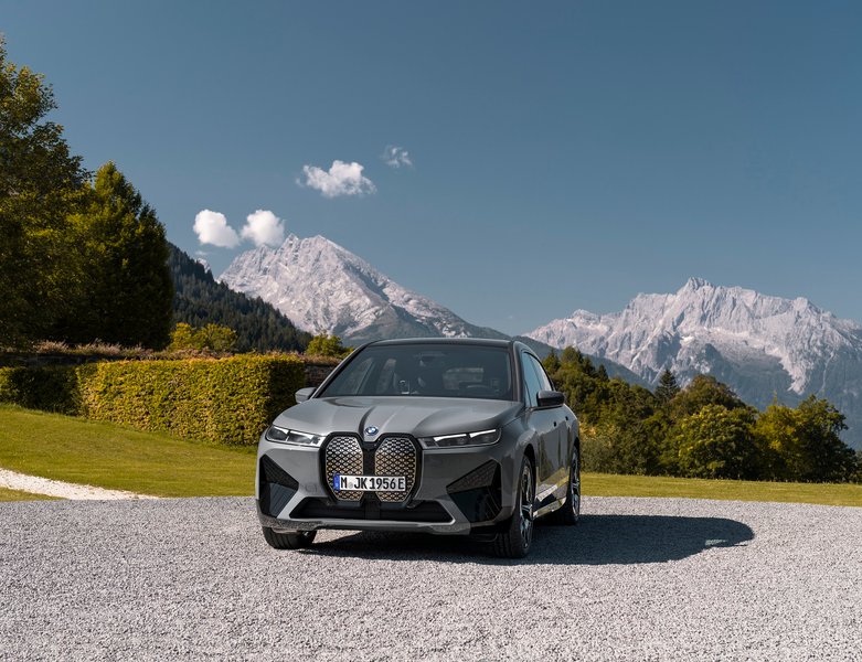 Peugeot 308, Kia Sportage, BMW iX, Ford Mustang Mach-E, Audi e-tron GT, Jeep Wrangler, авто года, лучшие авто года