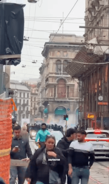 Блогерка показала протести в Мілані
