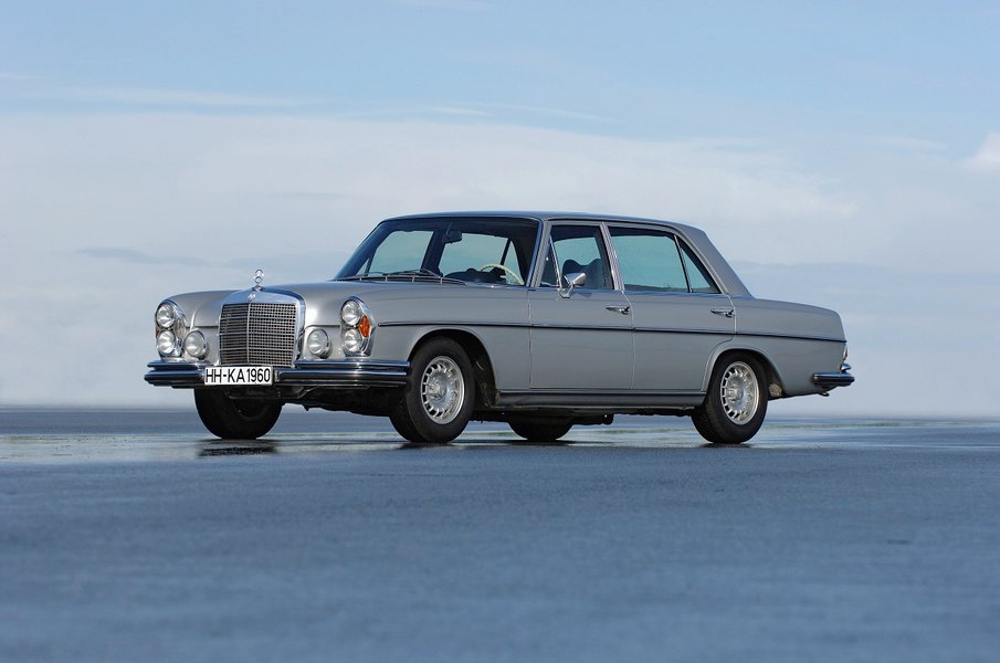 коллекция авто, ретро-авто, Ferrari 246 Dino, Jaguar E-Type, Porsche 911, Mercedes-Benz S-Class