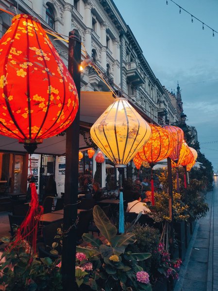 украинцы в странах ЕС, права беженцев в Европе, зарплаты мигрантов в ЕС, работа в Европе, работа в ЕС, работа в Польше, работа в Германии, зарплата в Европе