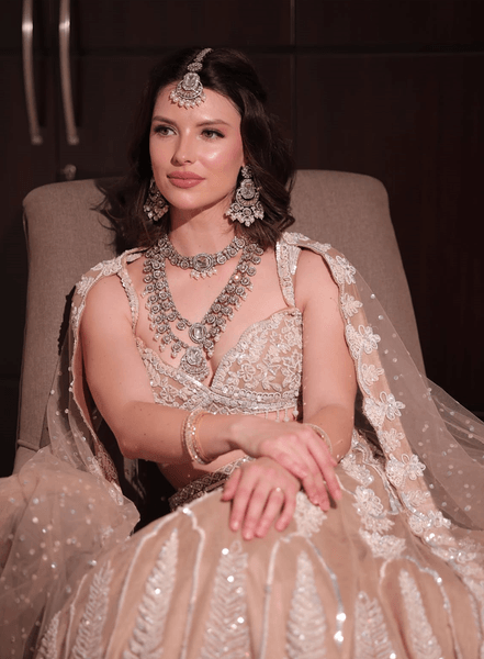 Українка Сандра вийшла заміж за індуса
