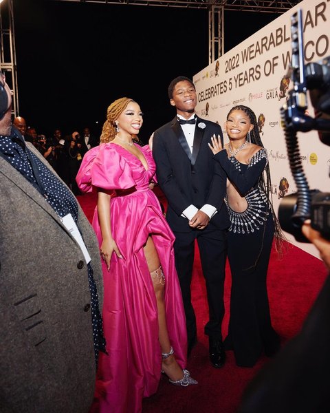 Instagram @hallebailey