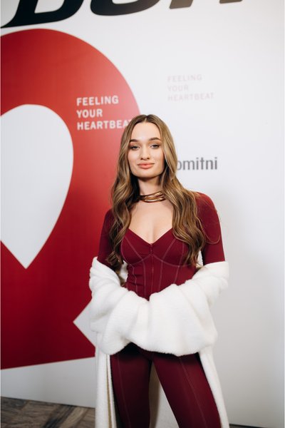 Диана Глостер DOROFEEVA концерт во Дворце спорта