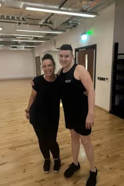 Женщина похудела на 70 кг, лишний вес, операция, бандажирование желудка, резкое похудение, фото до и после, диета,