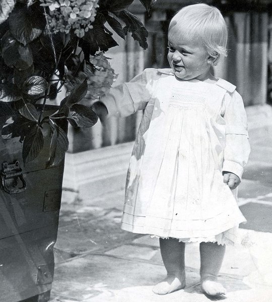 Принц Филипп в детстве, ретро фото,муж Елизаветы II, британская монархия