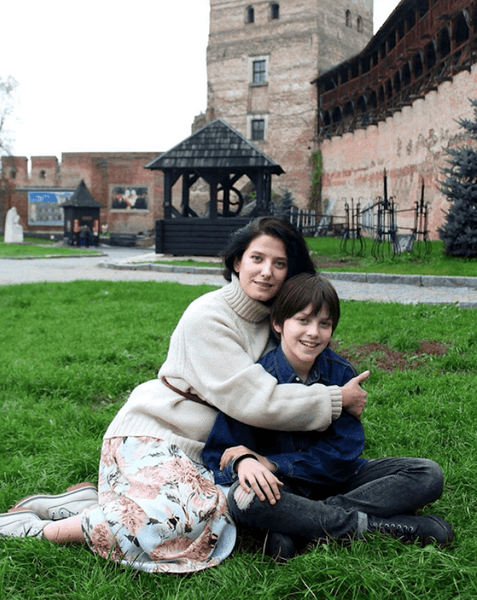 Колишня дружина Притули з сином Дмитром