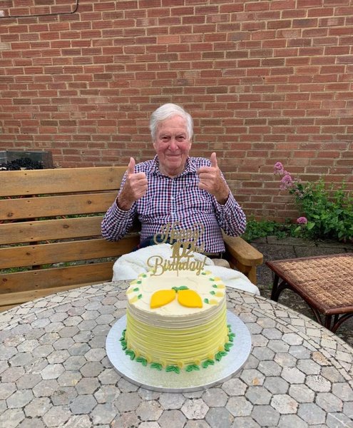 Лесли Лемон