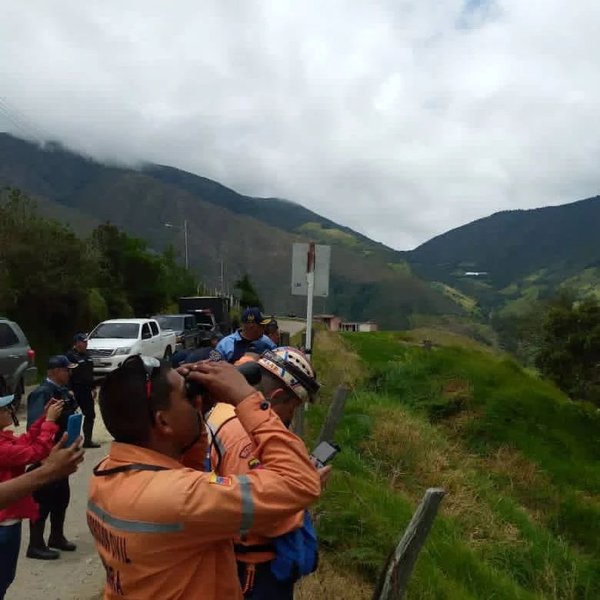 венесуела, релігійні фанатики, діва марія, кінець світу, зниклі люди, зникли в горах