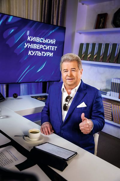 Михаил Поплавский, Поплавский новые песни, Поплавский новый клип, Поплавский институт культуры, Поплавский украинская поп-музыка, Поплавский украинская поп-музыка, поющий ректор