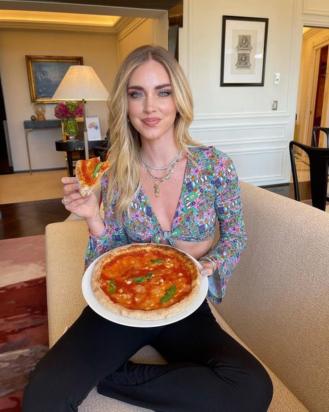 кьяра ферраньи, пицца, блогер, инфлюэнсер