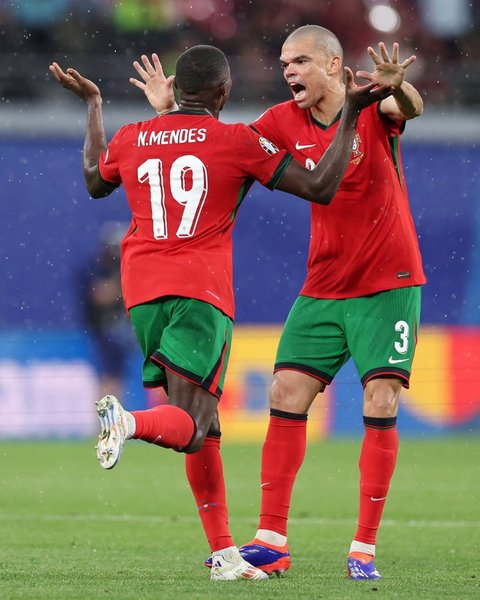 Пепе і Мендеш