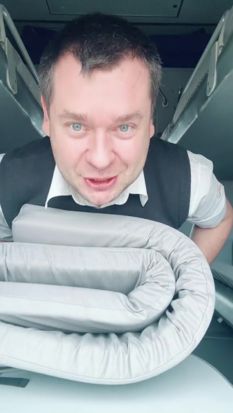 Олександр Барильник, провідник потяга Провідник потяга, права та обов'язки пасажирів у вагоні, Укрзалізниця, інтерв'ю, туризм, подорожі, питання та відповіді