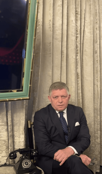 Роберт Фицо, Фицо Словакия, премьер Словакия, Фицо, Capella Hanoi, отель Capella Hanoi