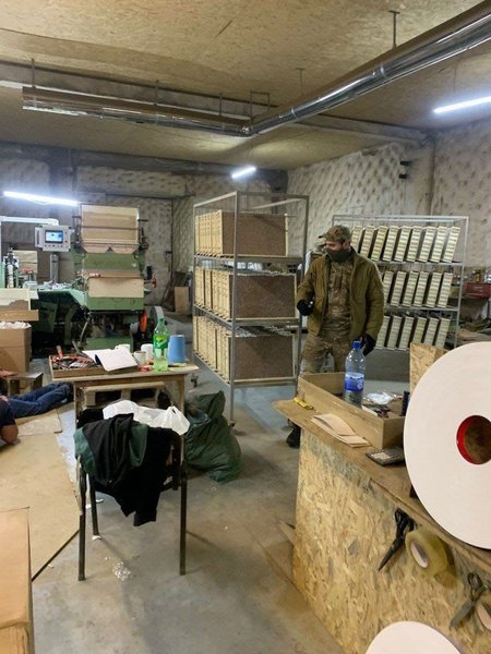 Под Львовом ликвидировали подпольный табачный цех