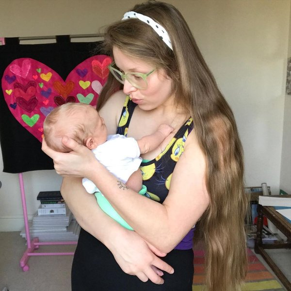 Джесси Кейв, Лаванда Браун