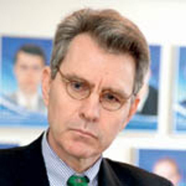 
Посол США в Украине Джеффри Пайетт 
о последствиях сохранения нынешнего олигархического строя в Украине
