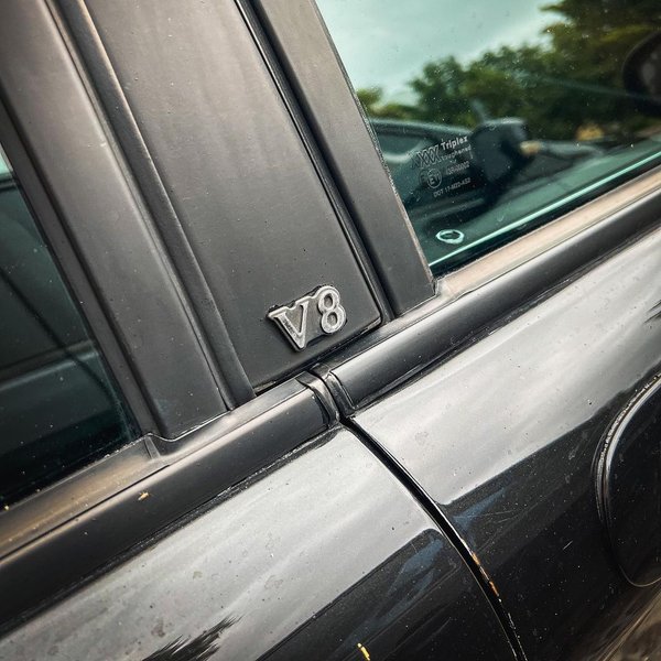 Jaguar XJR у Києві