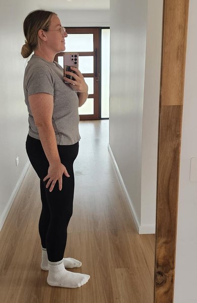 Жінка сильно схудла, голодування з перервами, уникала спорту, важила 140 кг, скинула 60 кг, без дієти, особлива дієта