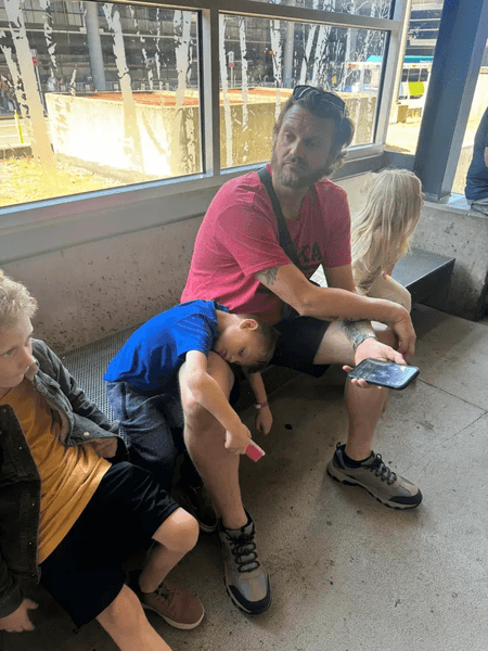 Круизный лайнер забыл семью на Аляске, Norwegian Cruise Lines, круиз, путешествие, корабль забыл семью, бросили пассажиров