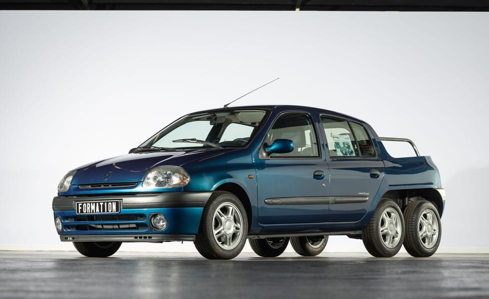 Шестиколесный Renault Clio