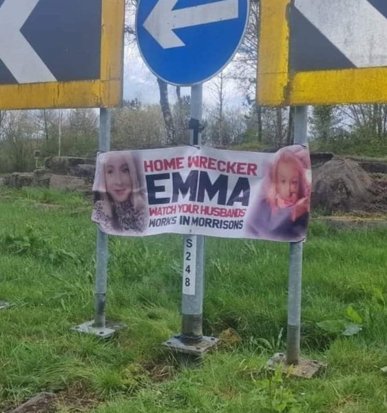 Помста жінці, яка розбила сім'ю, банер, смішний плакат, стосунки, подружня зрада, коханки, приколи, курйози, фото