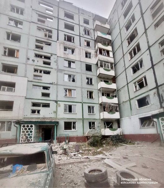 авиаудар РФ, разрушения, многоэтажка, жилой дом, Запорожская область