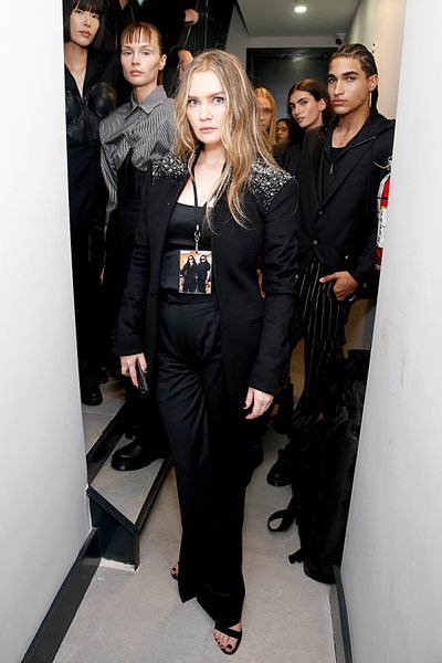 Анна Делви, анна сорокина, мошенница, неделя моды в нью-йорке