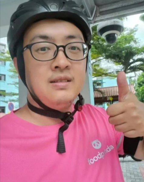 Господин Дин доволен своей работой