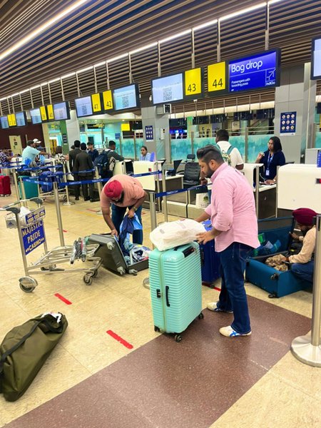 Чемодан Раттана Дхиллона