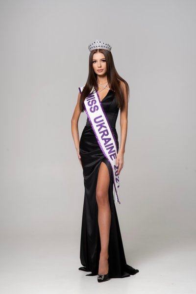 Александра Яремчук Мисс Украина 2021 фото