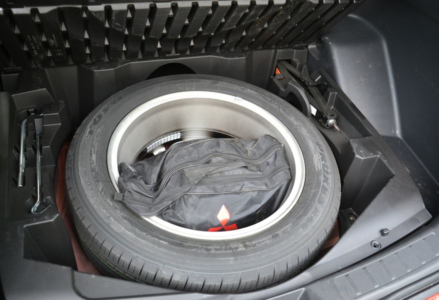 Mitsubishi Eclipse Cross, новий Mitsubishi Eclipse Cross, кросовер Mitsubishi Eclipse, кросовер Mitsubishi