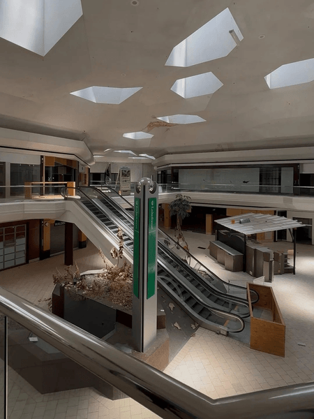 ТРЦ Lakeforest Mall