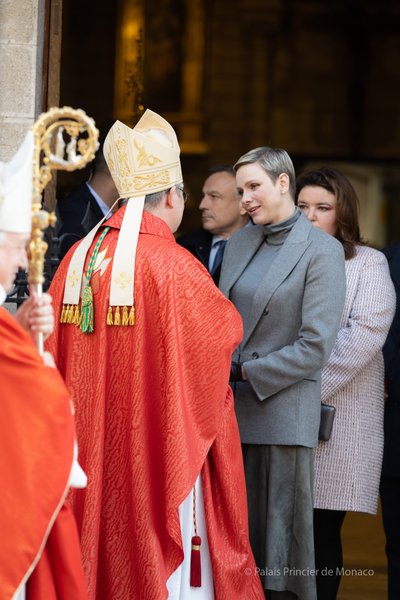 княгиня шарлен, шарлен дети, монако, княгиня монако