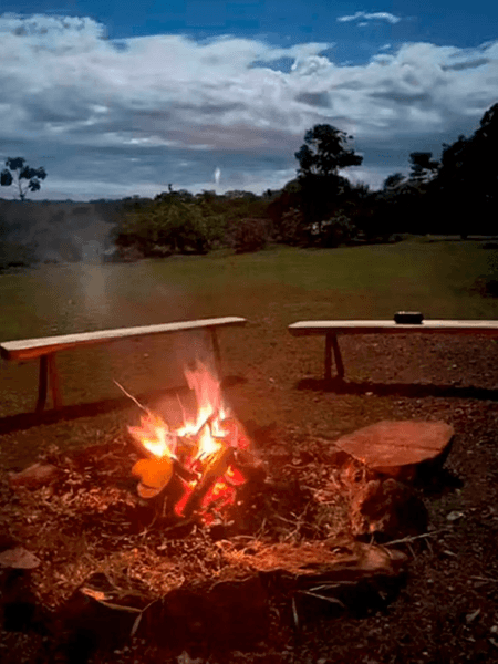 Огни в небе, необычные огни в небе, огни в ночном небе, столица НЛО, НЛО, инопланетяне, пришельцы, паранормальное явление
