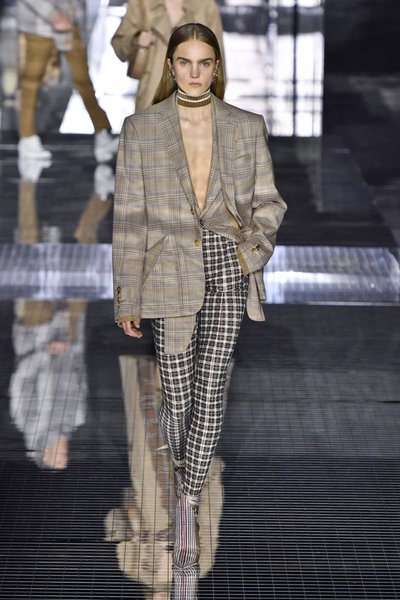 брюки в клетку 2020 фото