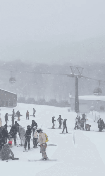 Украинцы катались на борде в японском Нисеко