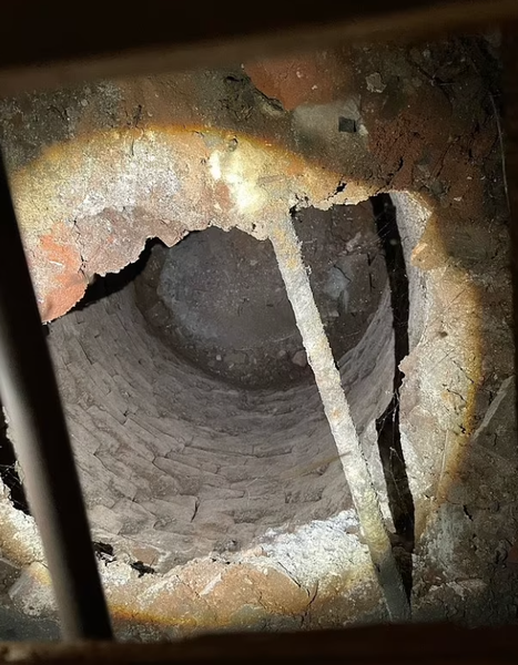 Тайную комнату в своем доме нашли супруги из Великобритании, ремонт в доме в доме