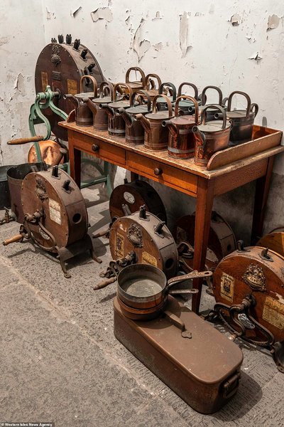 аукцион, замок данробин, картины, граф сазерленд