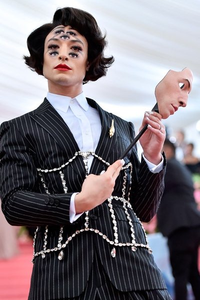 эзра миллер, Met Gala