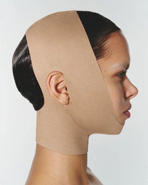 ким кардашьян маска