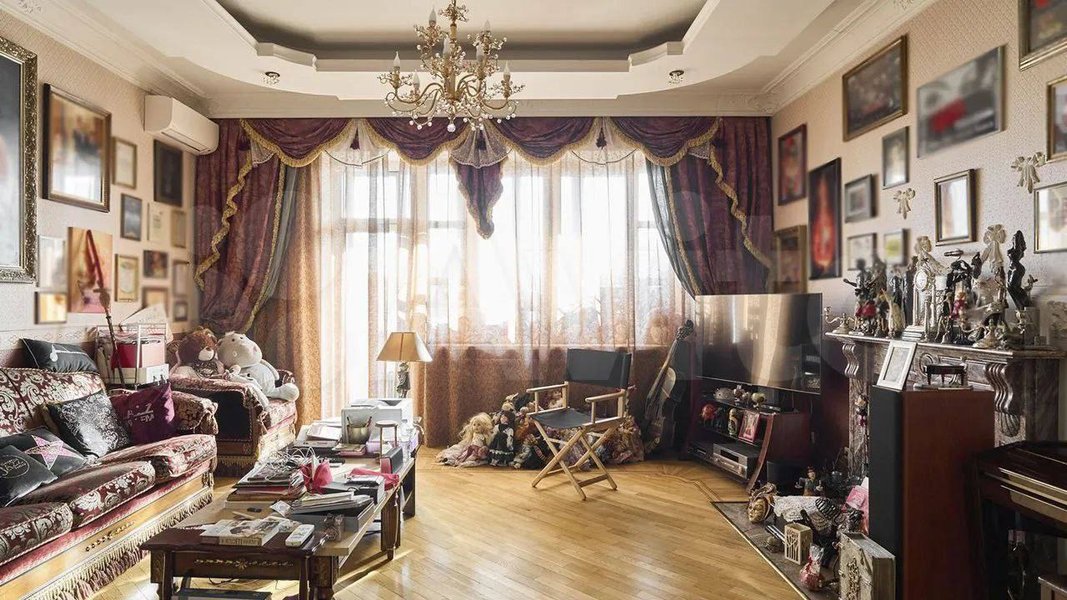 Квратира Лариси Доліної