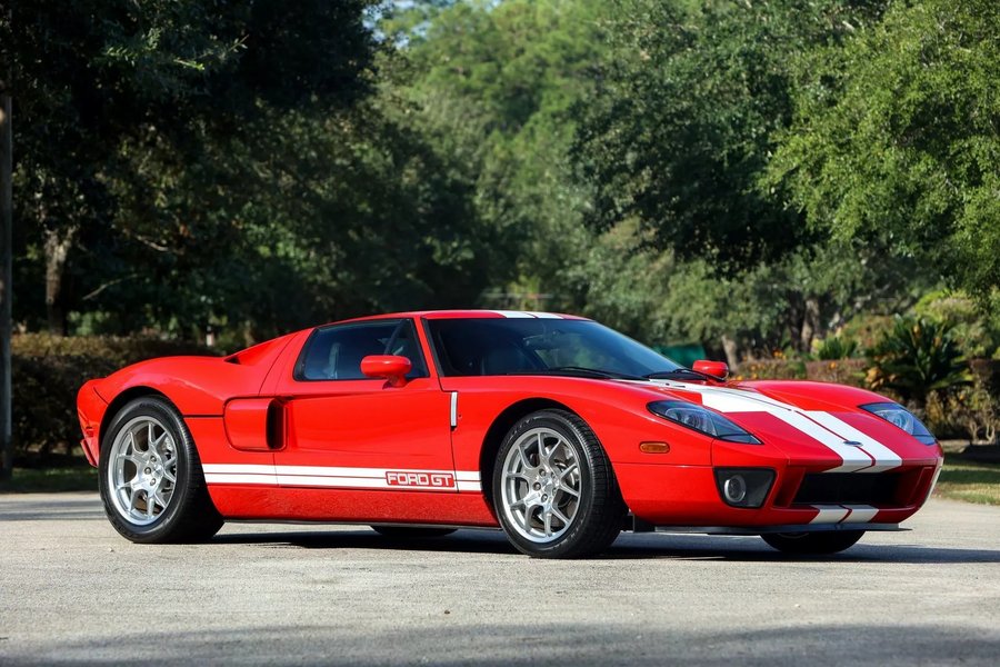 Ford GT